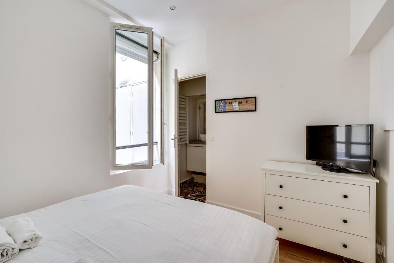 פריז Apartment 3 People Close Eiffel Tower By Weekome מראה חיצוני תמונה